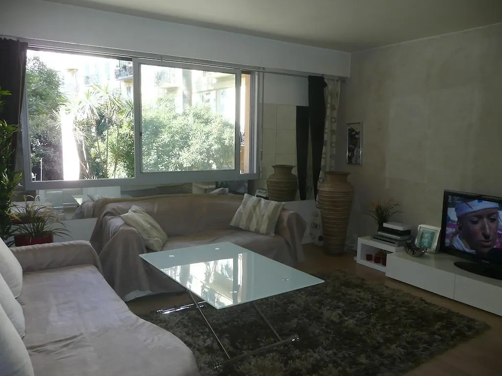 Appartement Standing A 50M De La Mer Nice Apartment